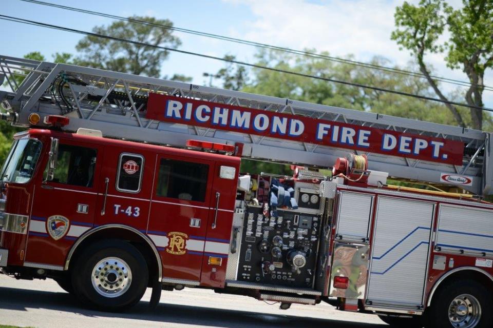 Fire truck-ladder